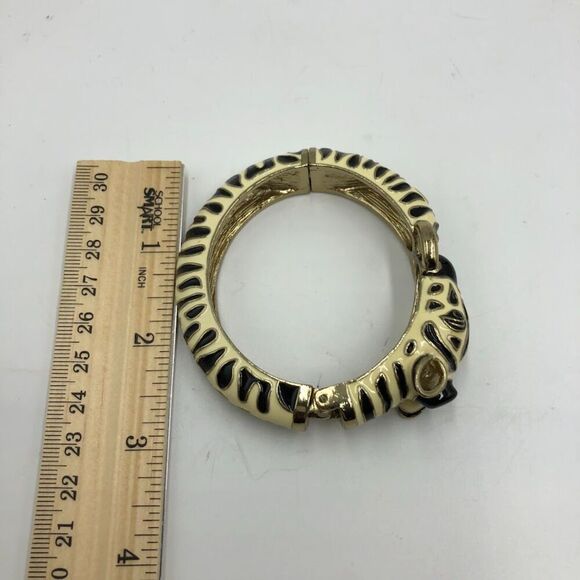 Zebra Women's Bangle Bracelet Magnetic Closure Animal Safari Costume Jewelry - Picture 9 of 11